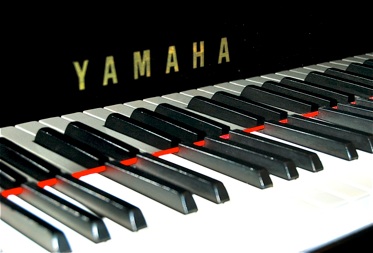 yamaha c5 grand piano